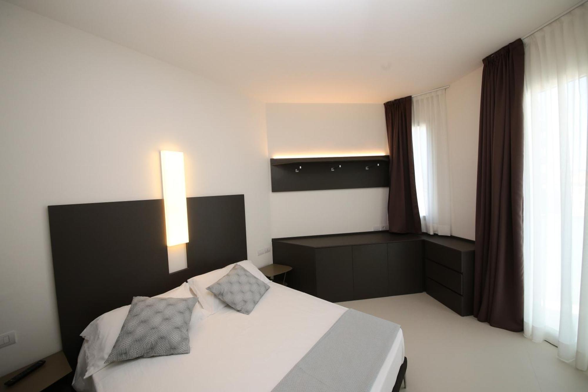 Hotel Cristallo Senigallia Zimmer foto